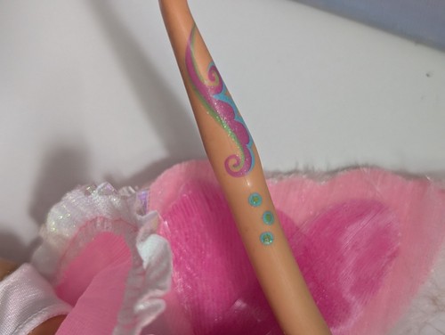 Barbie Fairytopia Elina Puppe leuchtende Flügel von 2004 funktioniert neu angezogen  - Bild 11 von 12