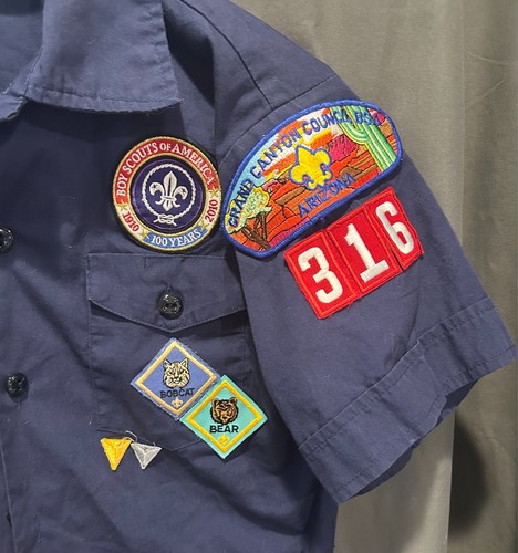 Cub Scout Short Sleeve Uniform Shirt Navy Blue Youth M Official Boy Scouts - Picture 5 of 6