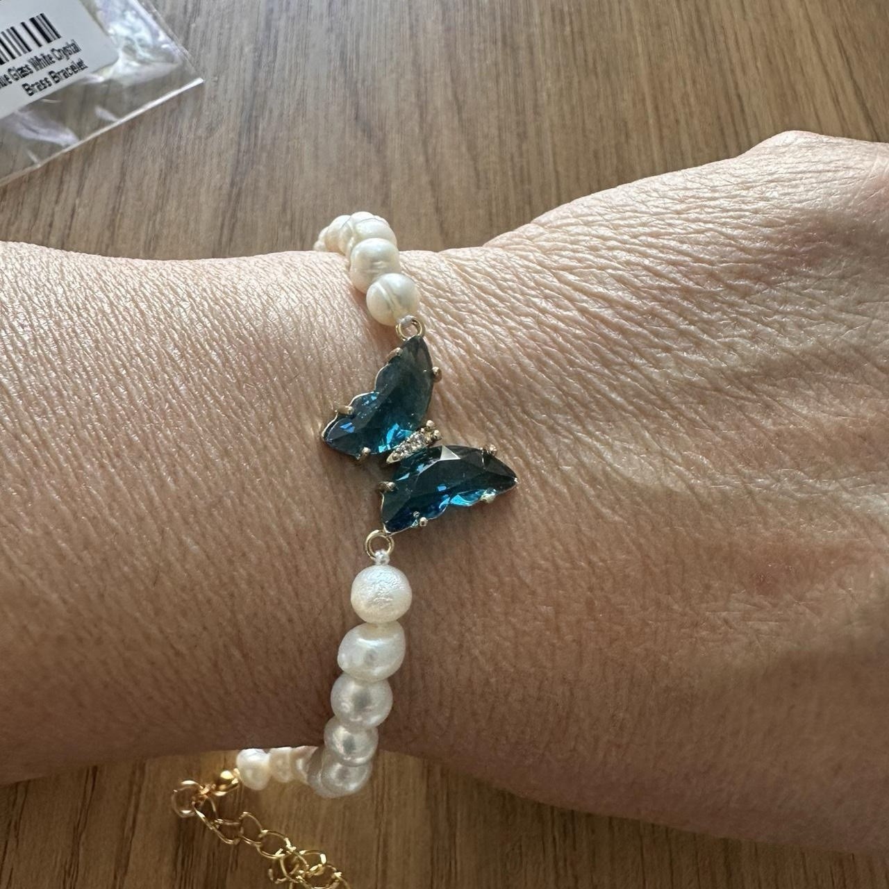 White Freshwater Pearl & Blue Glass Crystal Bracelet