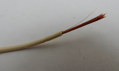Weißer PVC extra flexibler Draht 23 AWG. 67-72/.07mm Militärflugzeug Überschuss
