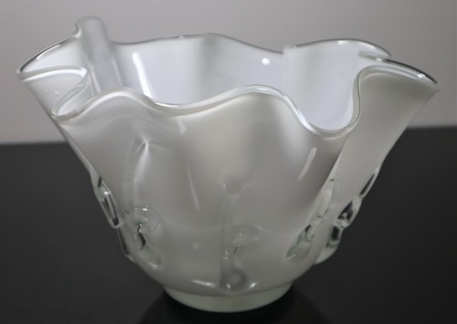 White Murano Art Glass handkerchief Vase large immaculate condition - Picture 7 of 13
