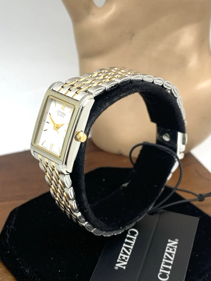 Reloj Citizen Mujer EJ5854-56A Cuarzo Esfera Blanca Dos Tonos Acero Tank Petite Foto 2 de 4