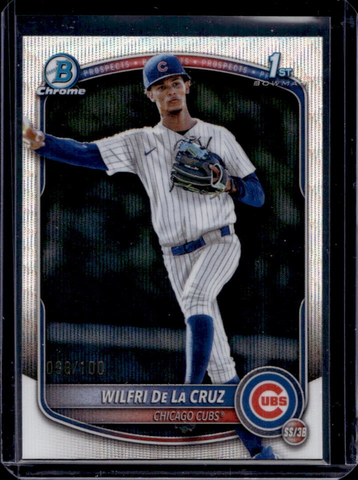 2025 Bowman Chrome Wilfri De La Cruz Wave Refractor 1st #38/100 Cubs