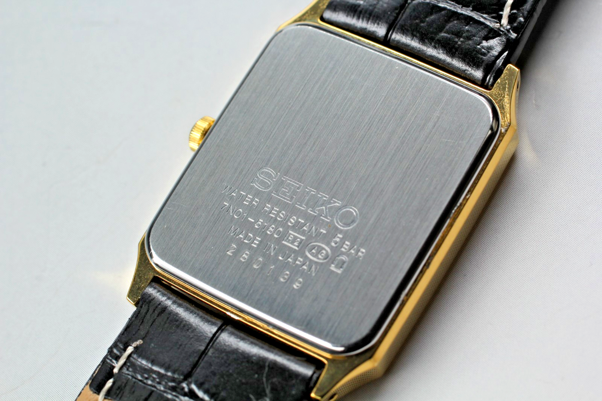 MINT New Old Stock] SEIKO SPIRIT 7N01-5180 Tank Gold Square Quartz 