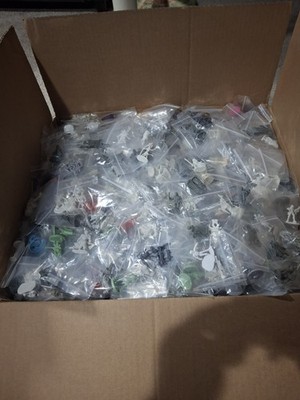 Unpainted Miniature Lot 38lbs  Reaper Bones Board Games Dungeons And Dragons