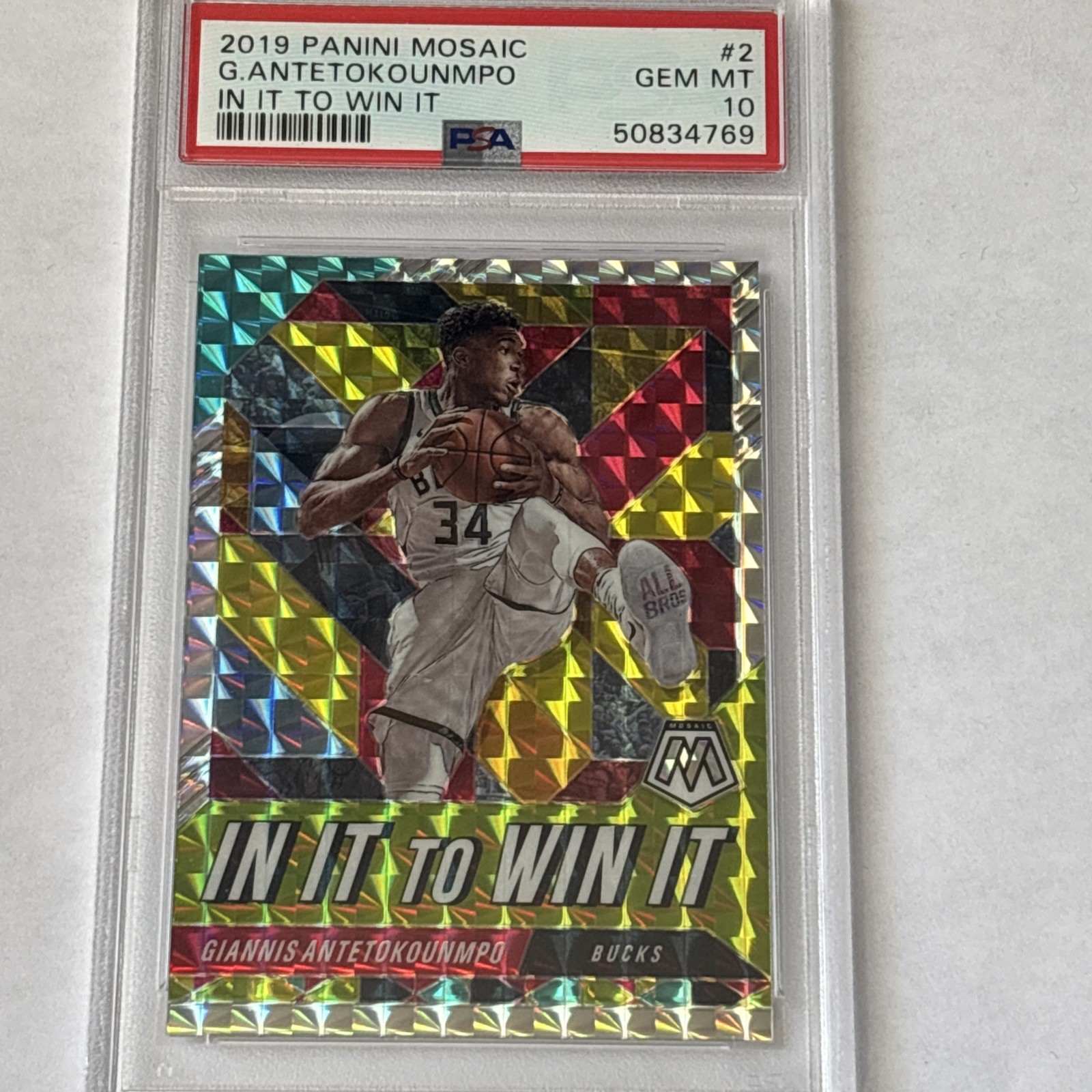 2019 PANINI MOSAIC IN IT TO WIN IT #2 GIANNIS ANTETOKOUNMPO PSA 10 GEM BUCKS