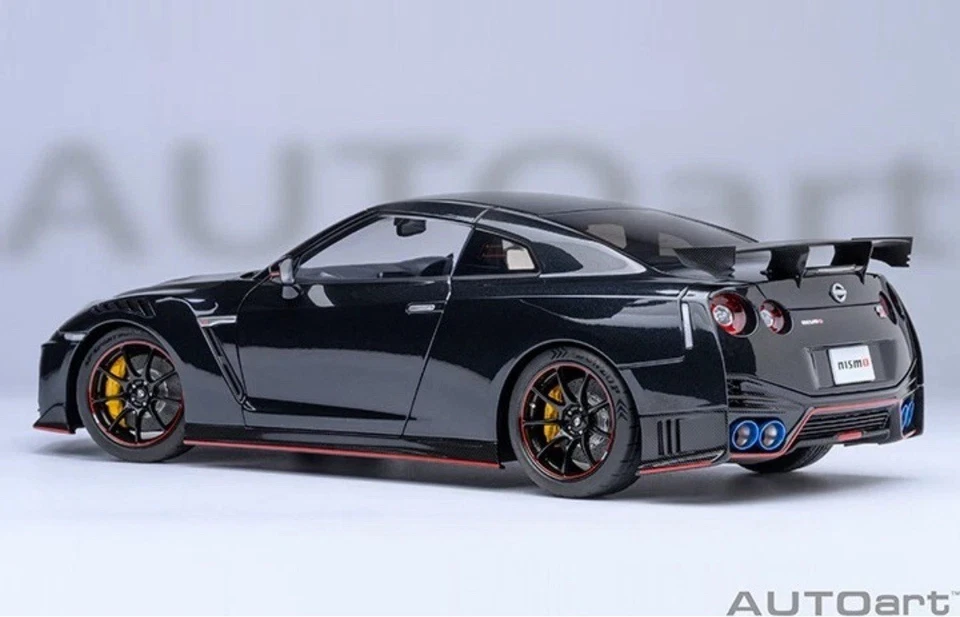 1:18 AUTOart 77504 NISSAN GT-R (R-35) Nismo 2022 Meteor Flake Black Pearl Foto 4 de 4