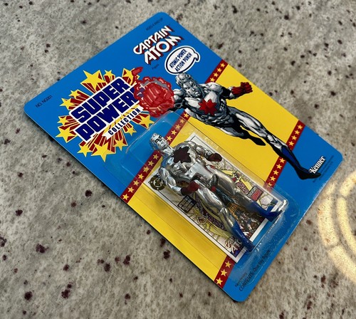 Custom DC Kenner Super Powers CAPTAIN ATOM Figurine - MOC - with Custom card! - Picture 6 of 6