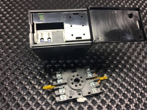 Distribuidor Yokogawa Juxta MA7-A6-4 - Imagen 3 de 3