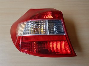 BMW 1er (E81) 116i 85 kW 116 PS  Rücklicht Rückleuchte links  6924501