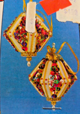 Holiday Industries 4042 DIAMOND Makes 2 Vtg Sequin Bead Christmas Ornament Kit