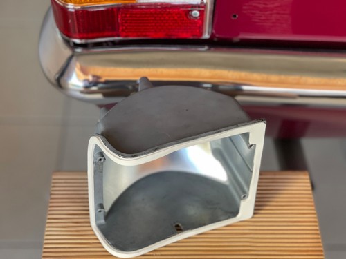 Ford Cortina mk3 GT, GXL Rear Lights Gaskets (Pair) - New ! Rare ! - Picture 4 of 24
