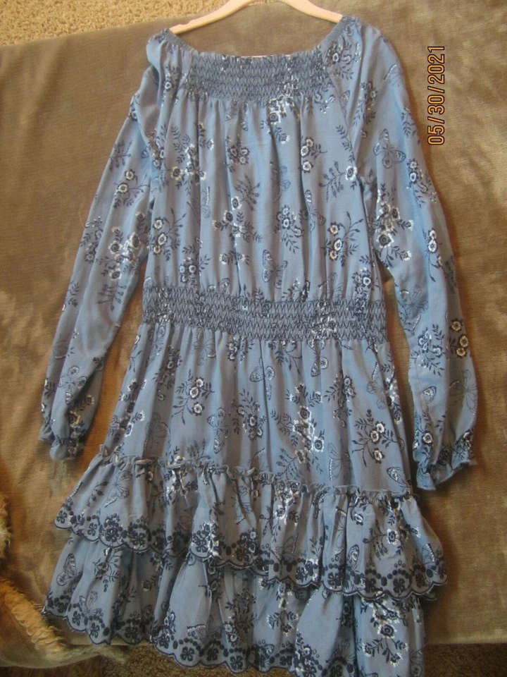 Vestido Floral Azul Marino Epic Threads Usado en Excelente Condición Talla M Foto 3 de 3