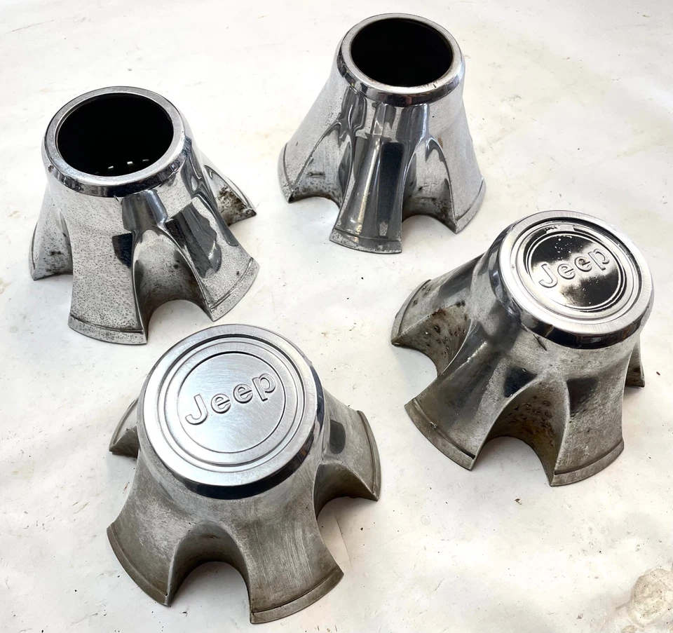 Tapas centrales Jeep CJ CJ5 CJ7 llantas cromadas de fábrica centros tapa Laredo ¡ENVÍO GRATUITO! Foto 4 de 4