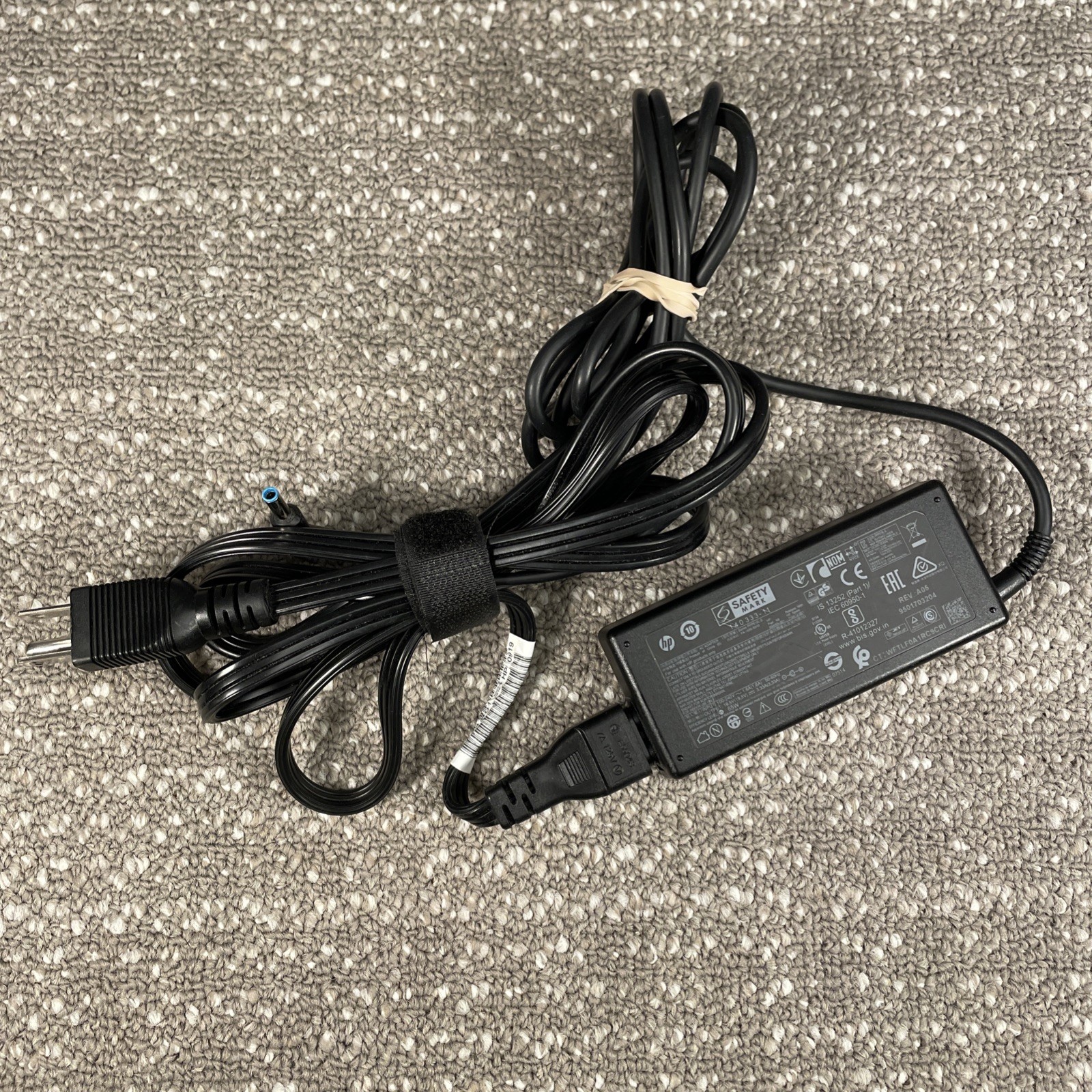 HP 65W Laptop AC Adapter Charger