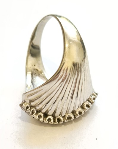 BAGUE DE CRÉATEUR EN OR BLANC 18K ET DIAMANTS 8,08 g T55 - Foto 5 di 12