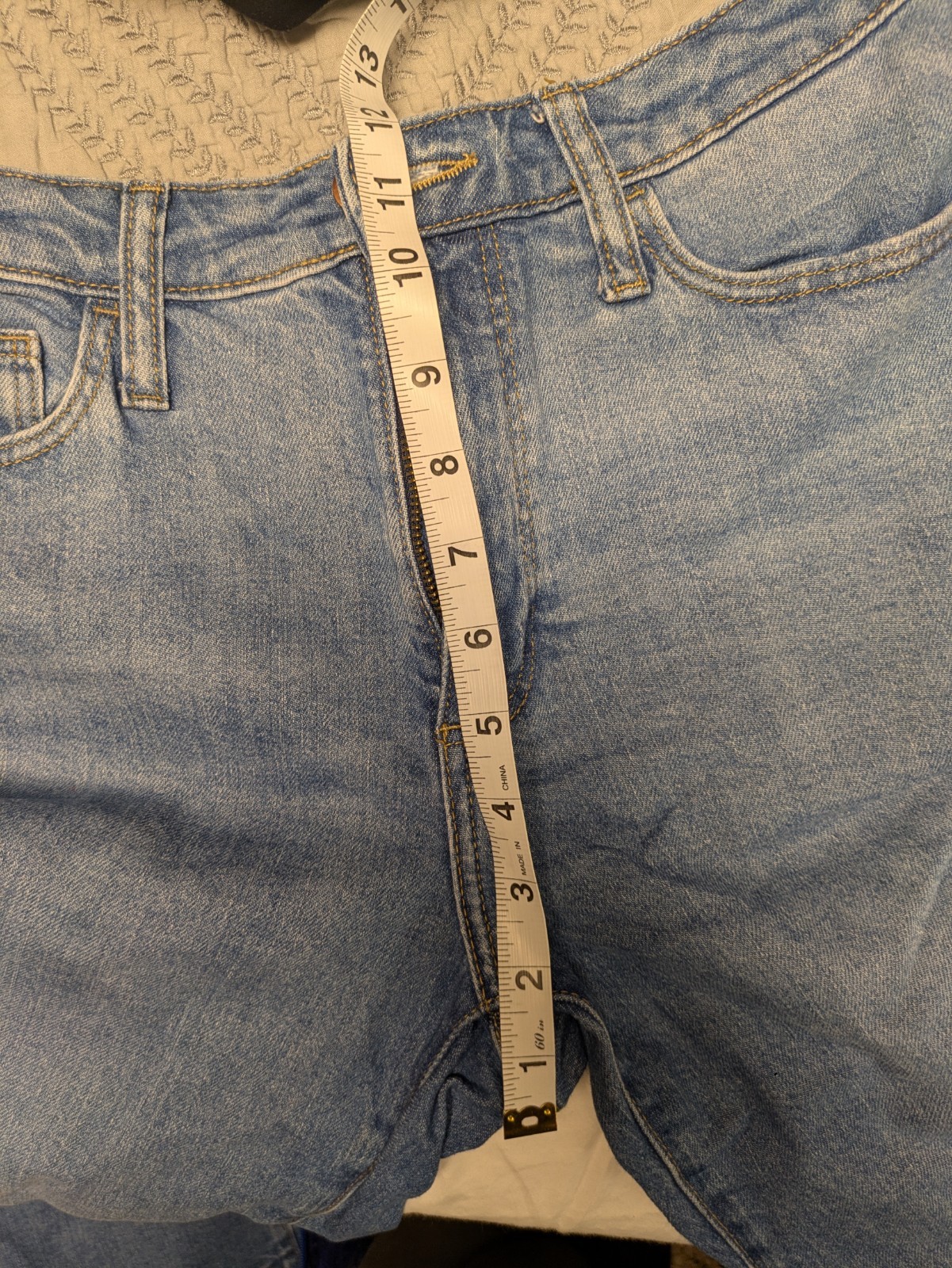 Universal Thread Ankle Bootcut Jeans Light Wash S… - image 4