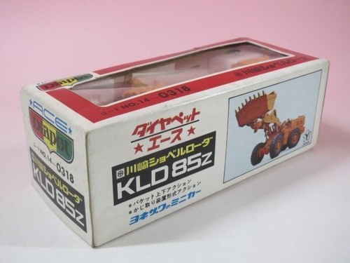 Diapet Kawasaki KLO85Z Wheel Loader 1/45 Scale Diecast Model w/Box Japan Rare - Picture 2 of 7