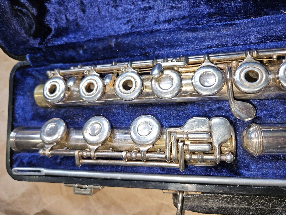 Armstrong 103 B-Foot Open-Hole Flute, with Case. USA. Very Good