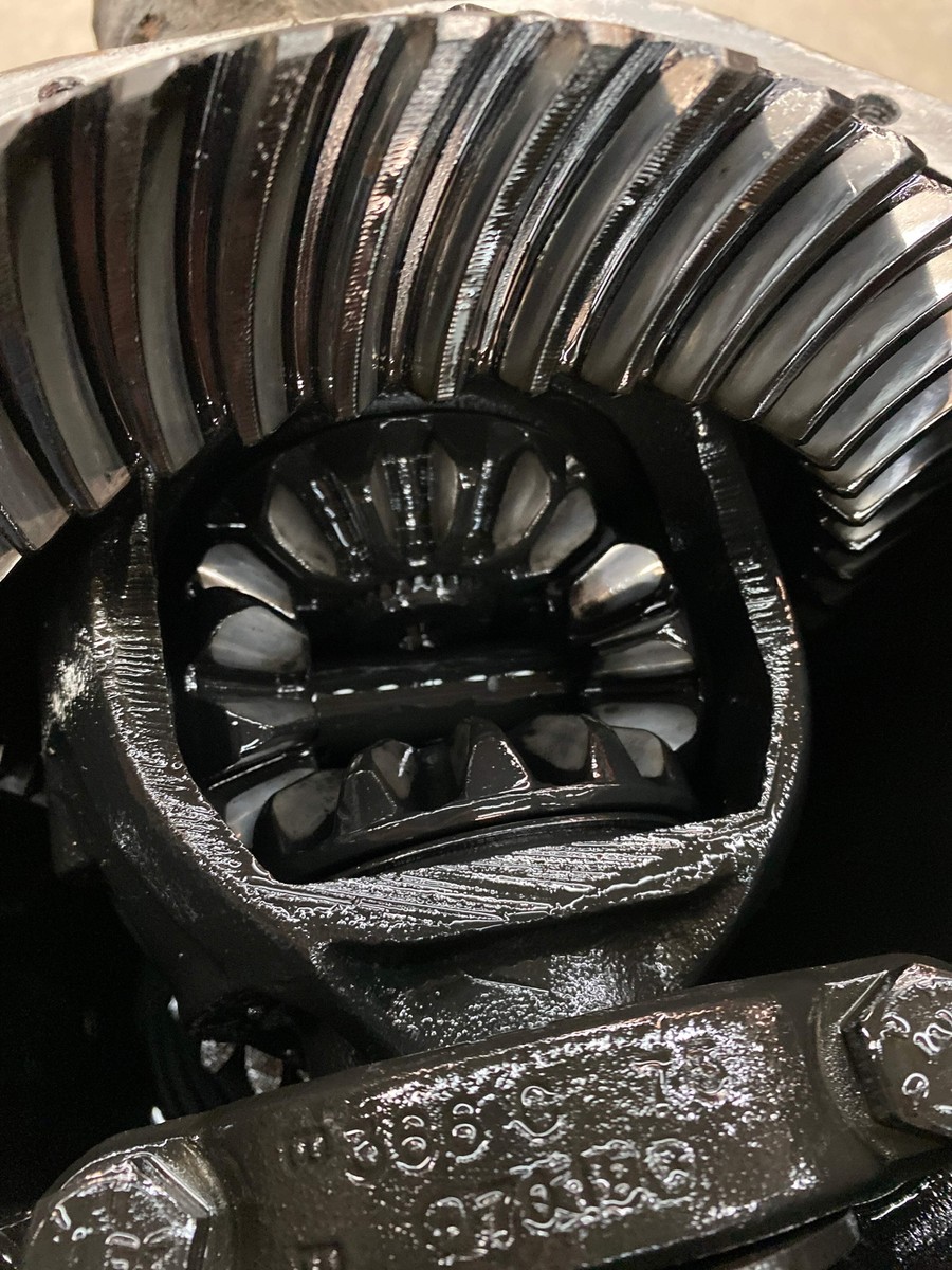 Dana 226 MM / NextGen Dana 44 Complete REAR Axle Housing 3.21