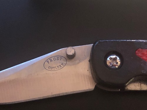 3” Pocket Knives Frost Cutlery THE BANDIT II black And Red NIB - Picture 5 of 6