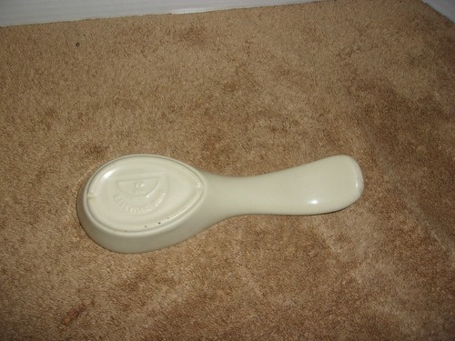 Vintage Roseville Pottery Cream w Green Accents Spoon Rest - Picture 3 of 4