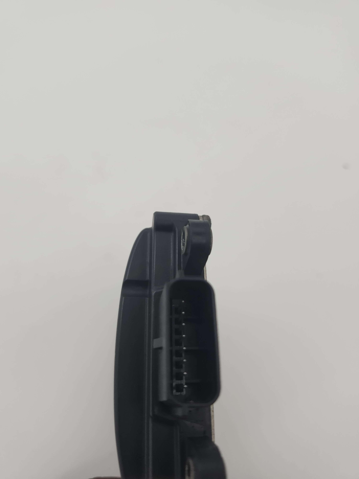 2018 MASERATI LEVANTE OEM Right Side Blind Spot Alert Sensor Module 2015DJ1610