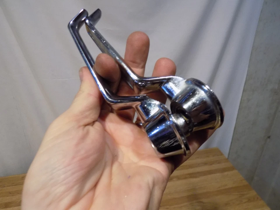 Dodge Coronet 1963-67 manijas de puerta interiores Plymouth Satellite 330 880 Chrysler 65 Foto 3 de 4