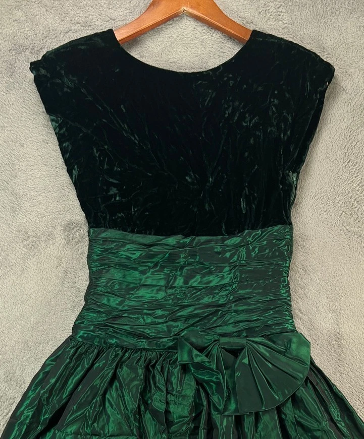 Vestido Formal Vintage Patty O'Neil Verde Esmeralda Para Mujer 3/4 Terciopelo Tafetán Fiesta Foto 2 de 4