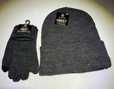 Winter Essentials Women's Texting Elongated Gloves & Hat New S/M Locks In Heat