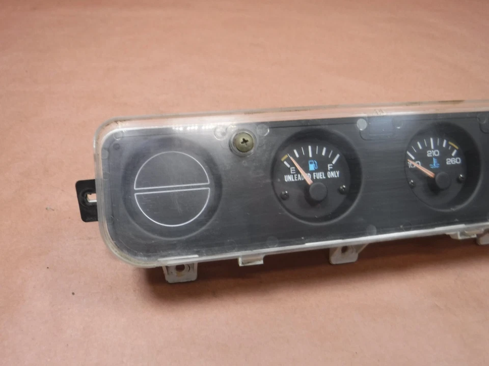 Jeep Wrangler YJ 92-95 Dash Instrument Center Gauge Cluster 56004888 Free Ship - Image 3 of 4