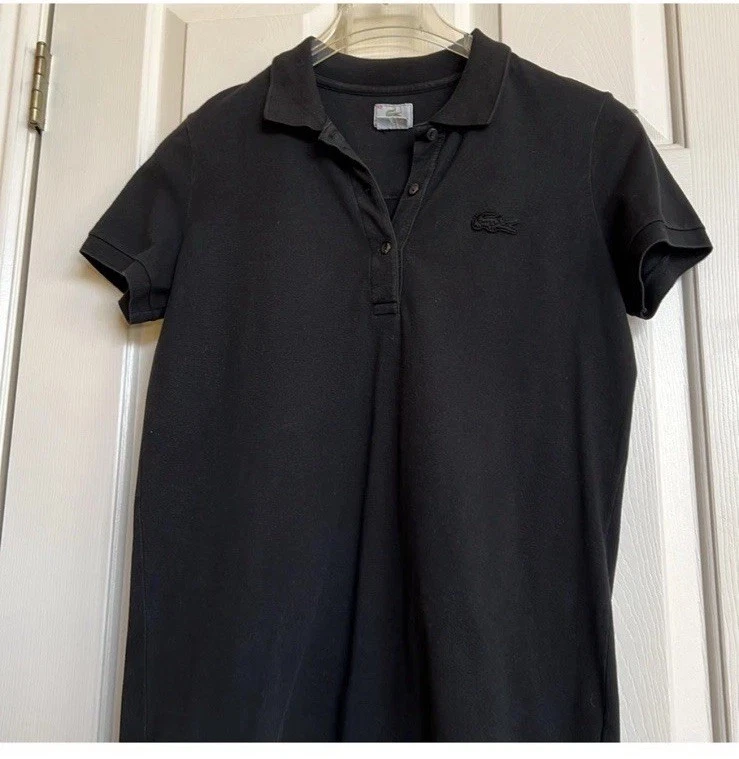 Camisa polo para mujer Lacoste calce ajustado negra para mujer talla 42 negra logotipo de cocodrilo Foto 2 de 4