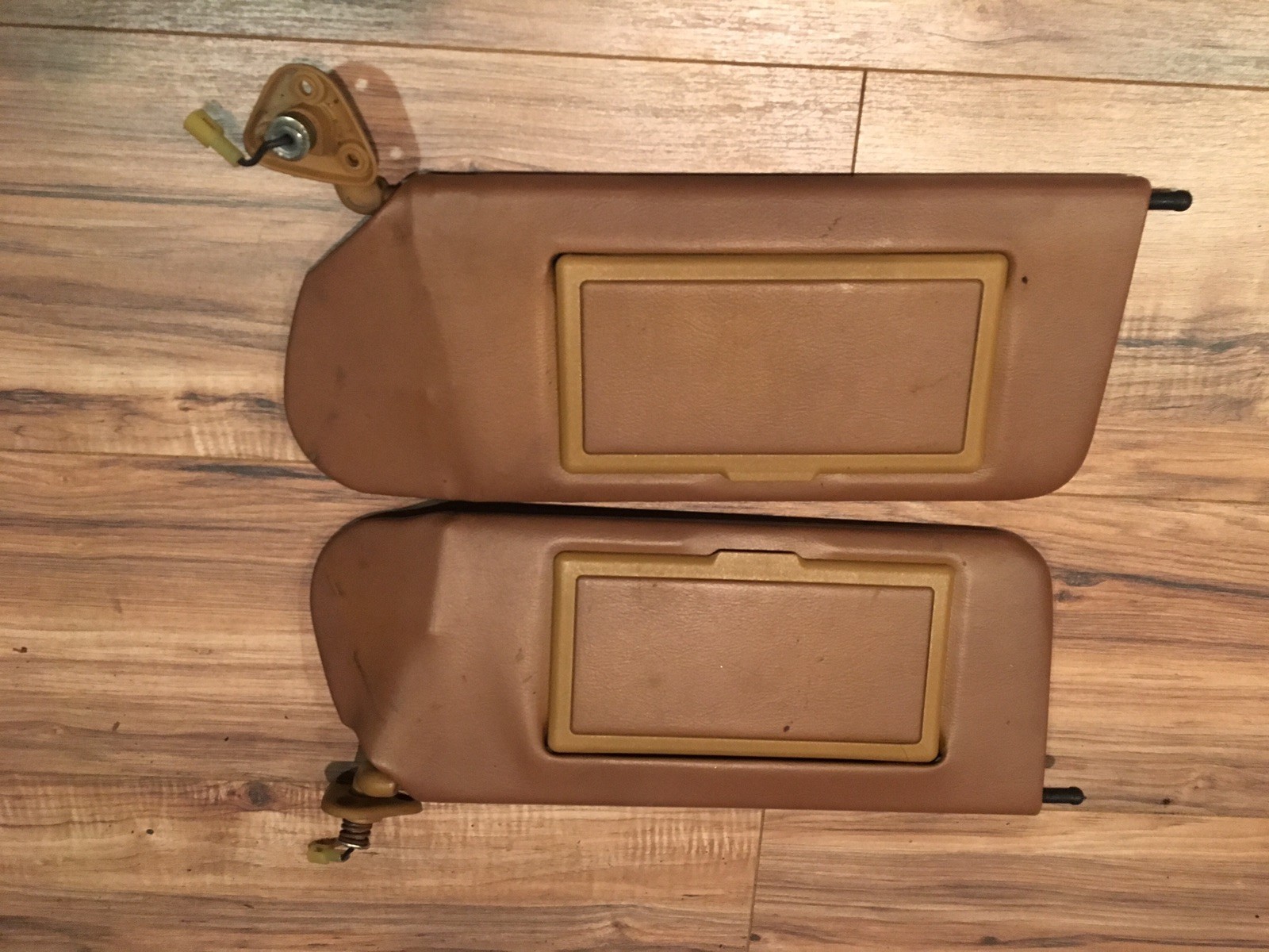 88-91 Chrysler Tc Maserati Sun Visors Pair Set 