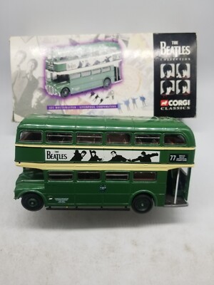 Corgi The Beatles Van フィギュア付き ビートルズ ミニカー s-l400.jpg