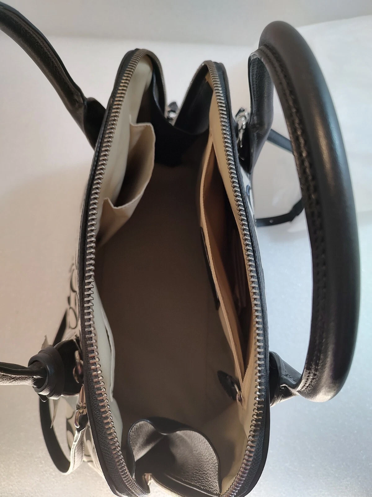 Borsa a mano Coach Bleecker Preston nuova con etichette beige chiaro nera F30160