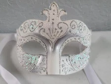 Venezia Italy Hand Painted Face Mask, White/Silver Glitter
