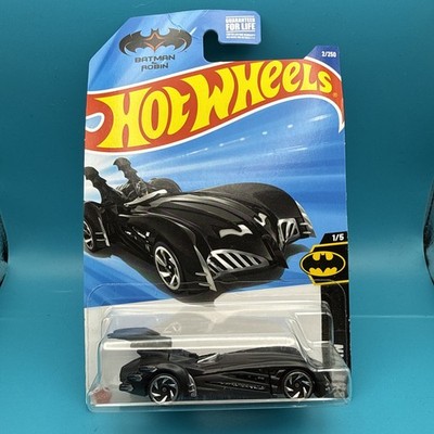 HW 1/64 Scale Diecast BATMAN & ROBIN Movie BATMOBILE DC