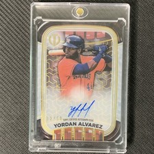 Topps 2022 Tribute Iconic Perspectives Yordan Alvarez Auto /50 #IPA-YA Astros 🔥