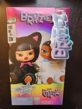 BRATZ BRATZIEZ ICONZ SERIEZ PLUSH KEYCHAIN BLIND BOX *SEALED* IN HAND FAST SHIP