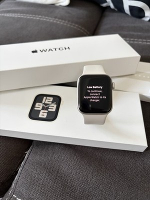 Apple Watch SE (Gen. 2), 40mm, Aluminiumgehäuse, Sportarmband Polarstern