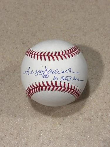 Reggie Jackson signed OML baseball w/ Mr. October inscription ** Beckett **