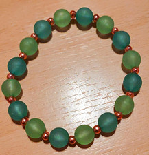 Armband, Perlenarmband rund Grün/dunkelgrün...