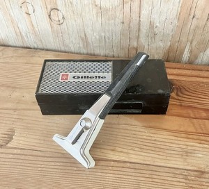 Vintage 1966 Gillette Adjustable Techmatic Safety Razor w/ Case