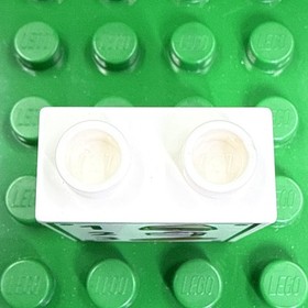 Duplo Menu Brick 1 x 2 x 2 with 1 Sandwich 2 Pie 3 Bread