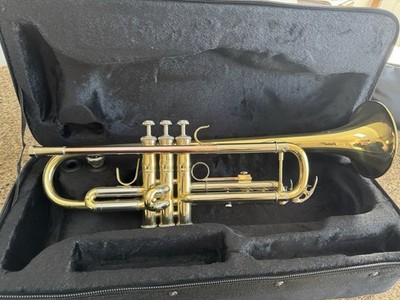 Bach Prelude Bb Student Trumpet Model TR-710 Excellent Condition