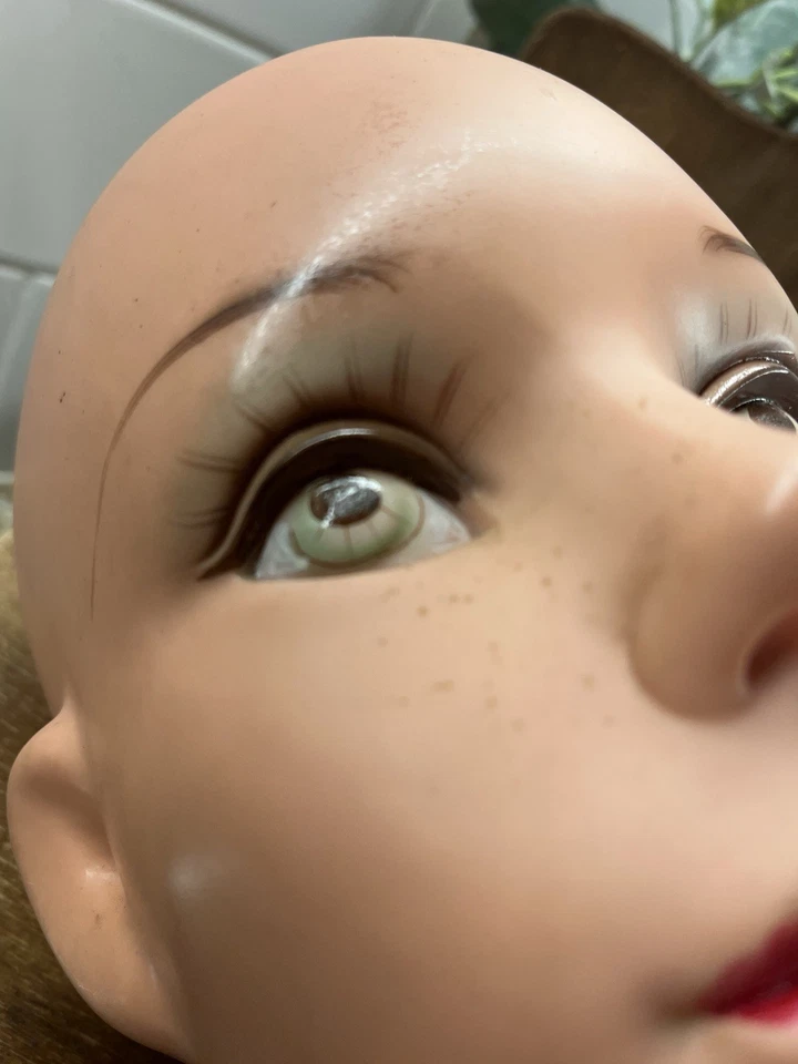 Antique 40s 50s Female Mannequin Head Bust Vintage Woman Hat Jewelry Scarf Japan - Image 4 of 4