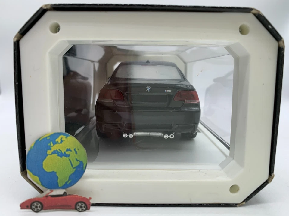 New Ray BMW M3 Coupè 2008, scala 1:24 - 1:25, vintage (3333) - Immagine 3 di 3