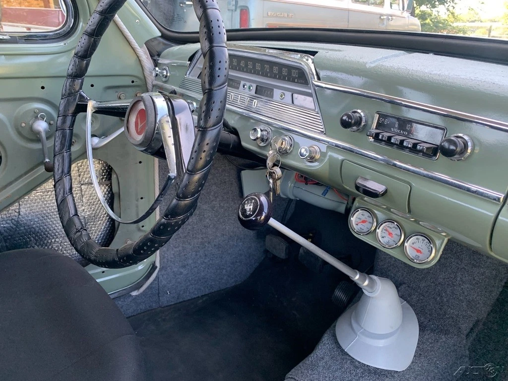 Click photo thumbnail to view