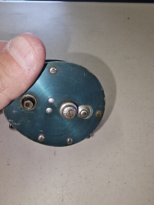 Vintage Shakespeare Sportcast DirectDrive 1973D Model FK Level