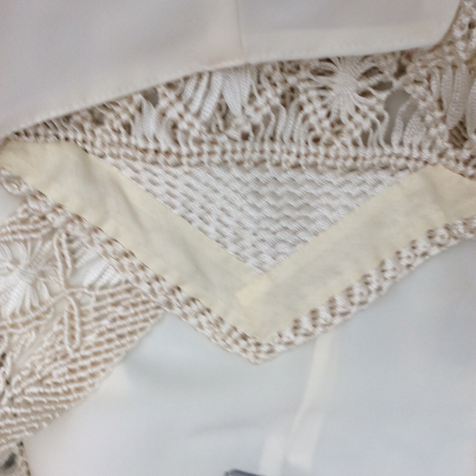 Rafale London Unique Vintage Retro Cream Crochet Wais… Gem